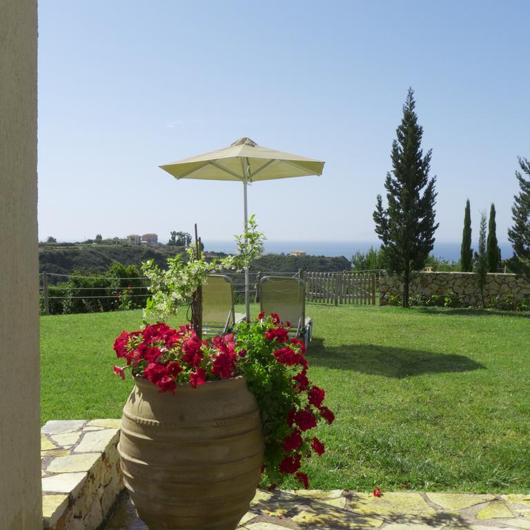Divaria Villas Skala  エクステリア 写真